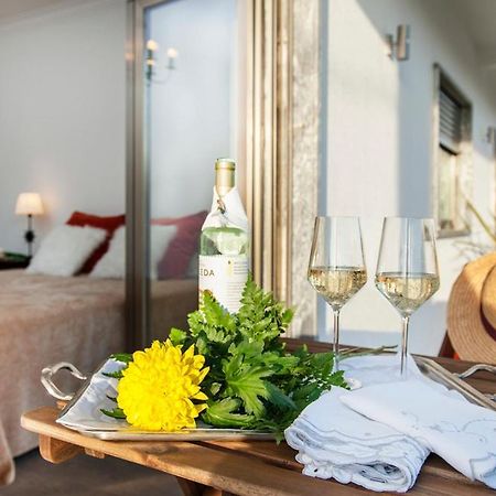Beachouse - Surf, Bed & Breakfast Ерісейра Екстер'єр фото