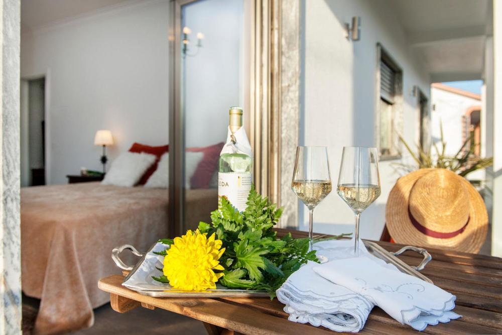 Beachouse - Surf, Bed & Breakfast Ерісейра Екстер'єр фото