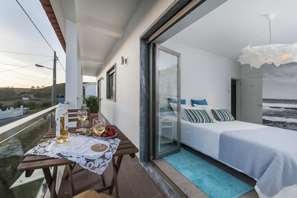 Beachouse - Surf, Bed & Breakfast Ерісейра Номер фото