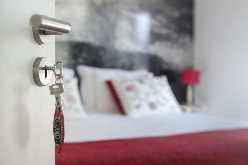 Beachouse - Surf, Bed & Breakfast Ерісейра Номер фото