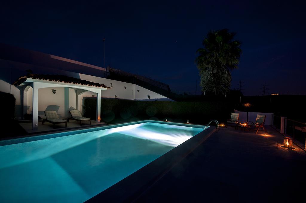 Beachouse - Surf, Bed & Breakfast Ерісейра Екстер'єр фото